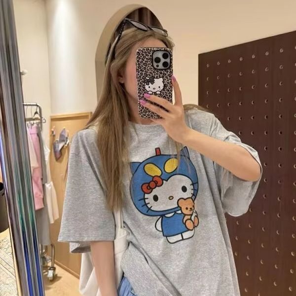 Street Fashion Us - Short Sleeved Hello Kitty Printed T-Shirt